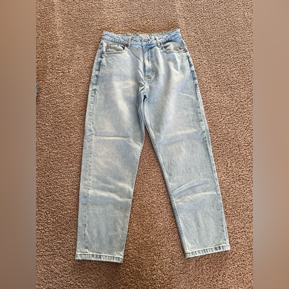 Zara Mom Straight Jeans